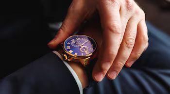 Discover Information on Luxury Watches: Craftsmanship, Facts, and Knowledge Guide